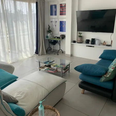 Loue Maison 160m2 Avec Piscine Chauffee Et Jacuzzi A 2 Pas De La Plage Et Du Centre * Palavas-les-Flots