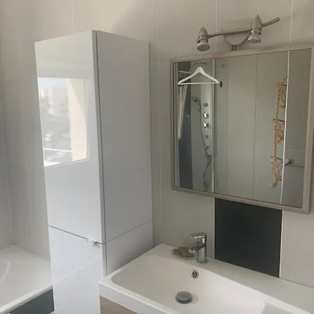 Apartment Loue Maison 160m2 Avec Piscine Chauffee Et Jacuzzi A 2 Pas De La Plage Et Du Centre *