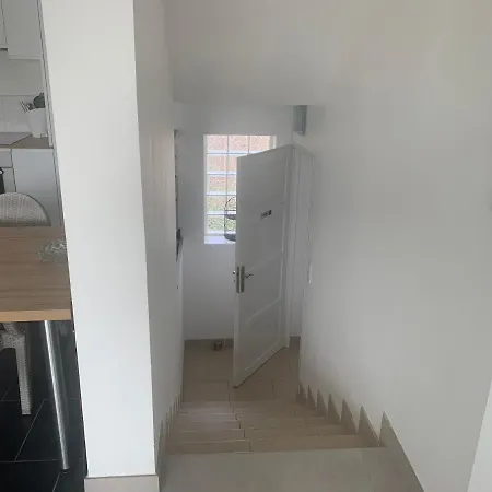 Loue Maison 160m2 Avec Piscine Chauffee Et Jacuzzi A 2 Pas De La Plage Et Du Centre Apartment