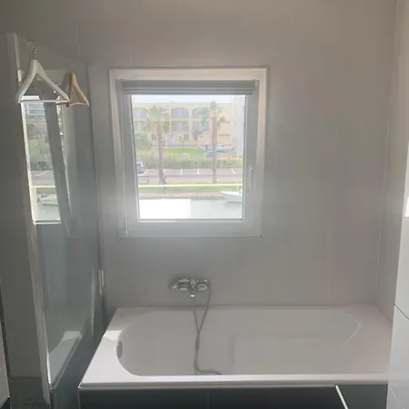 Apartment Loue Maison 160m2 Avec Piscine Chauffee Et Jacuzzi A 2 Pas De La Plage Et Du Centre